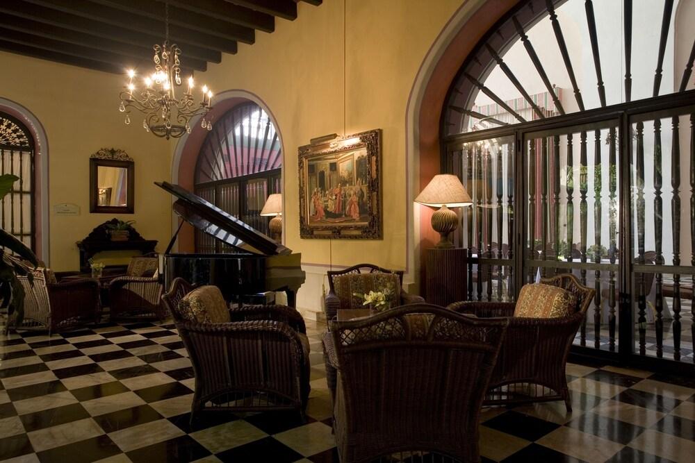 Hotel El Convento San Juan Luaran gambar